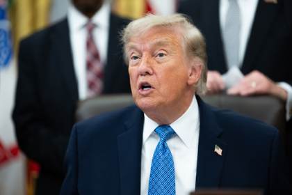 Trump confirma reunión en Doha con Irán para abordar el proceso de su "desnuclearización"