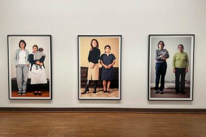 Una muestra feminista reivindica en Viena la labor invisibilizada de la mujer cuidadora