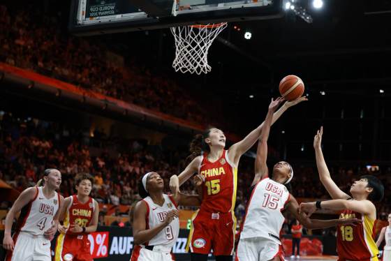 94-61. Un rodillo llamado Estados Unidos
