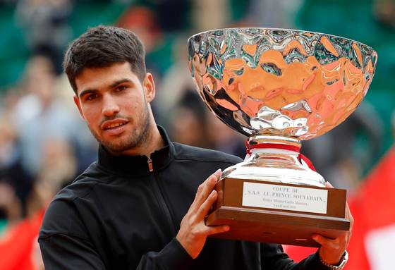 Alcaraz debutará en Montecarlo contra Sebastián Báez o Stan Wawrinka