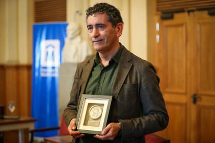 El dramaturgo español Juan Mayorga es condecorado como Ciudadano Ilustre de Montevideo