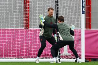 Neuer: "Es una pena que falte Courtois"