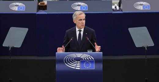 Mark Carney: "Las plataformas tecnológicas quieren robarles la infancia a nuestros hijos"