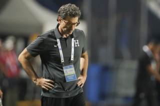 2-3. Surinam vence a Honduras y amarga el debut del español José Francisco Molina