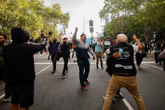 La Cámara de Diputados de Argentina debate reforma a la ley de glaciares