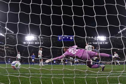 Bosnia-Italia, Suecia-Polonia, Kosovo-Turquía y República Checa-Dinamarca, las finales