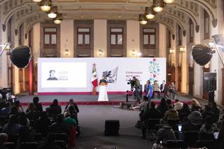 Sheinbaum defiende que planta de amoniaco en noroeste mexicano cuenta con respaldo
