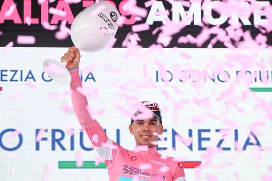 El Giro llega a Italia para afrontar los primeros exámenes por la general