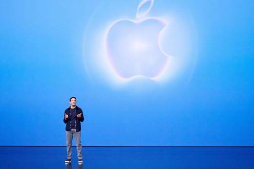 Apple da el salto a los plegables con 'iPhone Duo', que costará 1.999 dólares