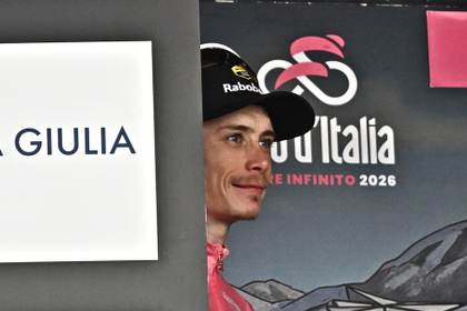 Vingegaard defenderá el maillot rosa "pensando también en el Tour"
