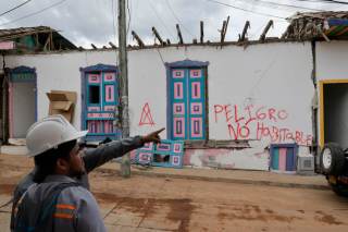 El Cairo, pueblo destruido por el terremoto de Colombia, se resiste a perder la esperanza