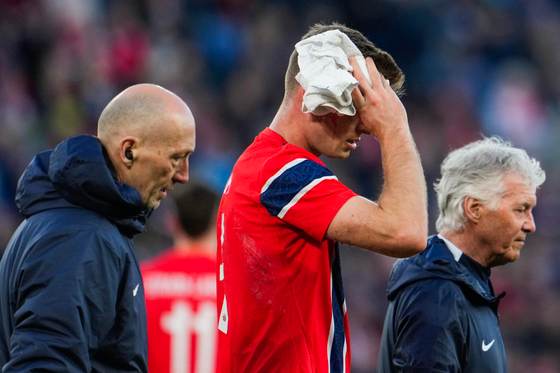 0-0. Trámite sin conclusiones en un campo pésimo; Sorloth se va con un golpe en la cabeza