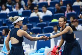 Dabrowski y Stefani conquistan el dobles de Pekín y frenan la racha de Siniakova y Zhang
