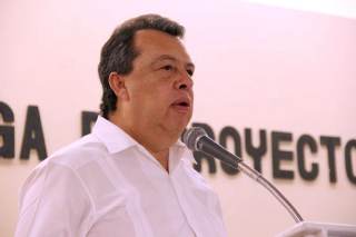 Abren juicio contra exgobernador mexicano por ocultar evidencias en el caso Ayotzinapa