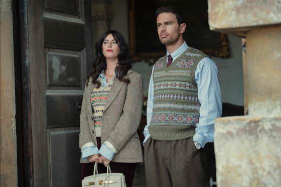 La segunda entrega de The Gentlemen es "más profunda y oscura", dice su actor protagonista