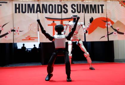 La mayor feria de androides llega por primera vez a Asia con robots cada vez "más humanos"