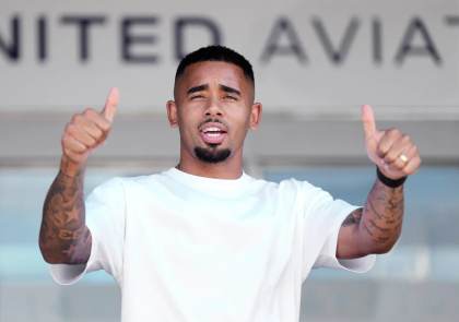 Gabriel Jesus se muestra "muy feliz" a su llegada a Barcelona para firmar como azulgrana