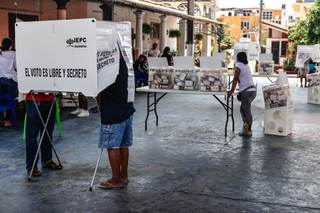Magistrado electoral mexicano advierte "tormenta perfecta" por elección judicial de 2027