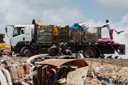 Los desbordados vertederos de Trinidad y Tobago, medio de subsistencia y problema nacional