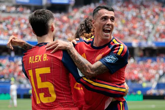 Pedro Porro: "Marcar un gol en mi primer Mundial me hace muy feliz"