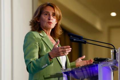 Ribera pide sistema de IA "tutelado y dirigido" que ponga "coto" a la acumulación de poder